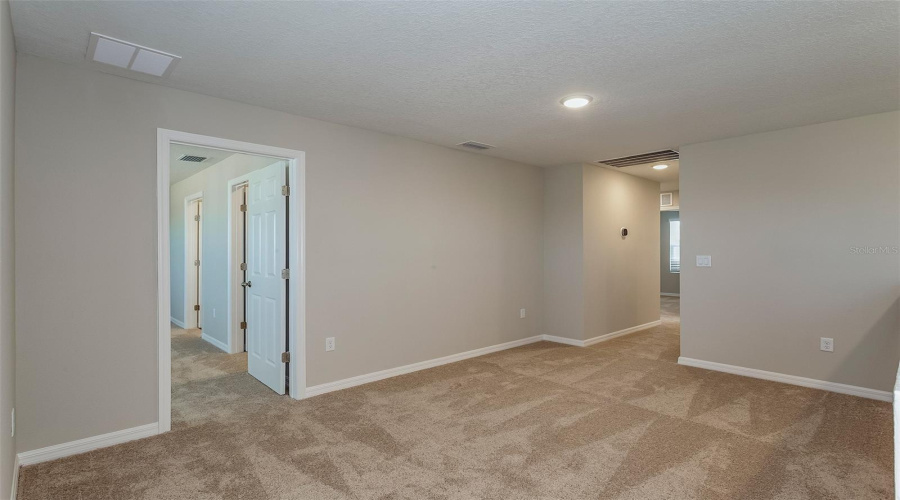 DAVENPORT, Florida 33837, 4 Bedrooms Bedrooms, ,2 BathroomsBathrooms,Residential,For Sale,HIKERS,0,MFRTB8508474