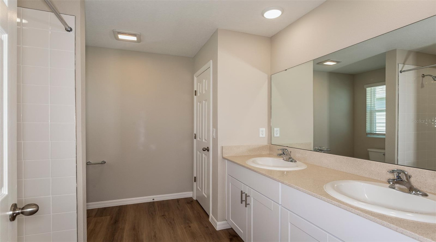 DAVENPORT, Florida 33837, 4 Bedrooms Bedrooms, ,2 BathroomsBathrooms,Residential,For Sale,HIKERS,0,MFRTB8508474