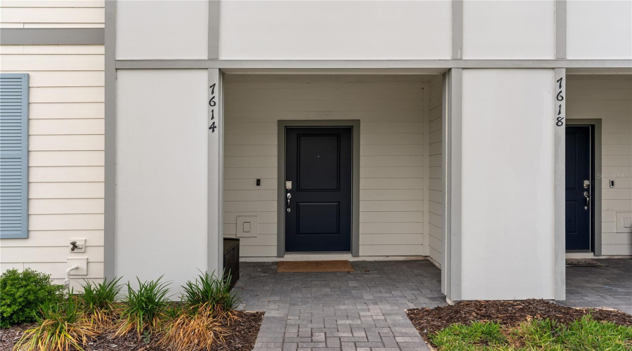 DAVENPORT, Florida 33837, 5 Bedrooms Bedrooms, ,4 BathroomsBathrooms,Residential,For Sale,OAK SPRING,0,MFRO6405510
