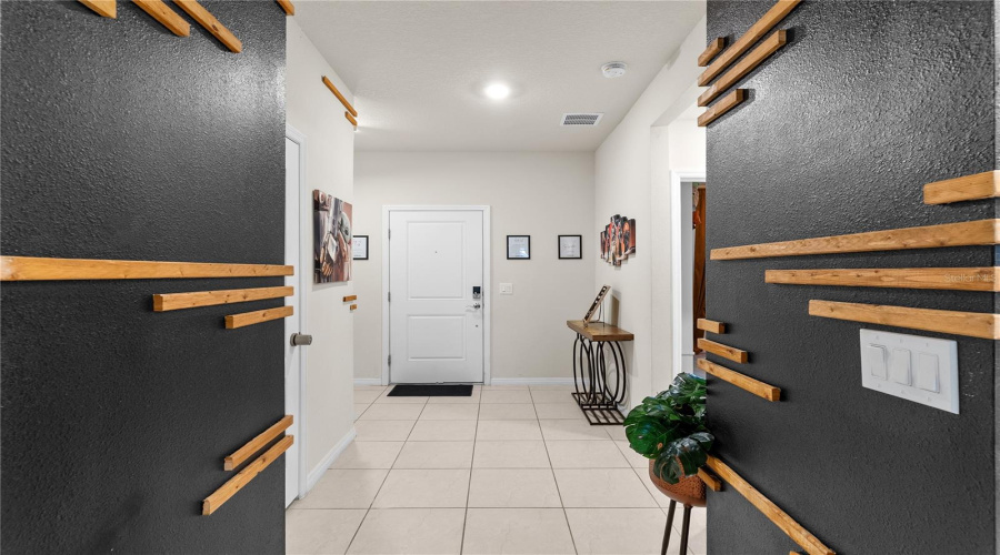 DAVENPORT, Florida 33837, 5 Bedrooms Bedrooms, ,4 BathroomsBathrooms,Residential,For Sale,OAK SPRING,0,MFRO6405510