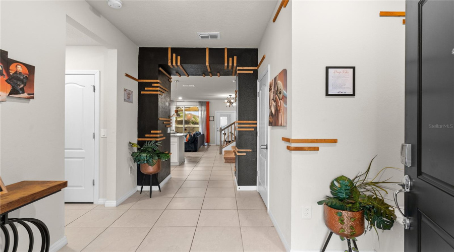 DAVENPORT, Florida 33837, 5 Bedrooms Bedrooms, ,4 BathroomsBathrooms,Residential,For Sale,OAK SPRING,0,MFRO6405510