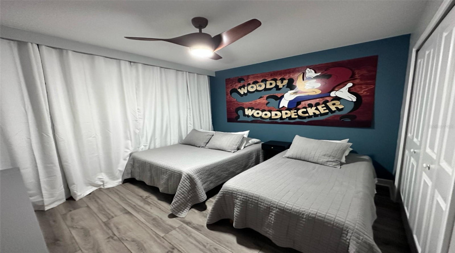 KISSIMMEE, Florida 34746, 6 Bedrooms Bedrooms, ,5 BathroomsBathrooms,Residential,For Sale,KINGS CASTLE,0,MFRO6407456