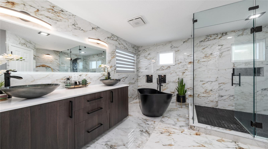 DAVENPORT, Florida 33896, 4 Bedrooms Bedrooms, ,3 BathroomsBathrooms,Residential,For Sale,KILDRUMMY,0,MFRO6407227