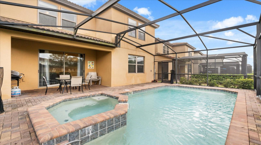 DAVENPORT, Florida 33837, 5 Bedrooms Bedrooms, ,4 BathroomsBathrooms,Residential,For Sale,MISTY OAK,0,MFRO6393604