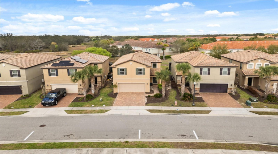 DAVENPORT, Florida 33837, 5 Bedrooms Bedrooms, ,4 BathroomsBathrooms,Residential,For Sale,MISTY OAK,0,MFRO6393604