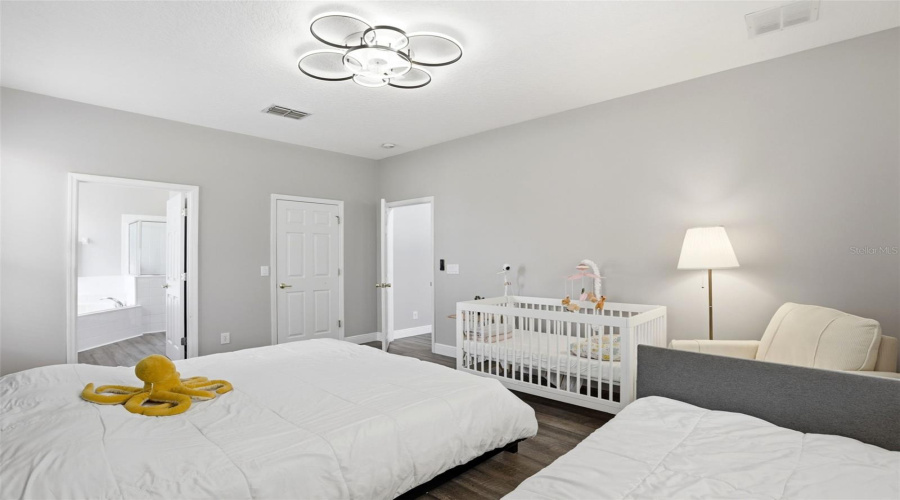 DAVENPORT, Florida 33837, 6 Bedrooms Bedrooms, ,4 BathroomsBathrooms,Residential,For Sale,RUBINO,0,MFRO6405247