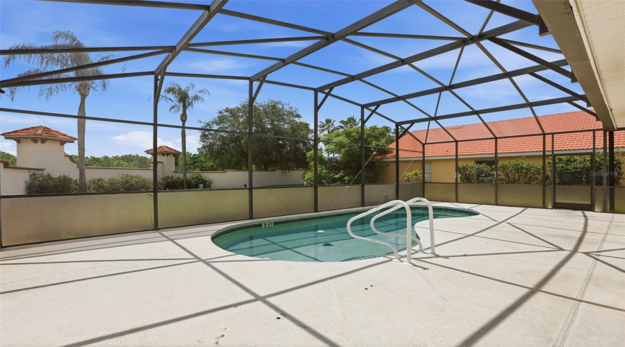 DAVENPORT, Florida 33837, 6 Bedrooms Bedrooms, ,4 BathroomsBathrooms,Residential,For Sale,RUBINO,0,MFRO6405247