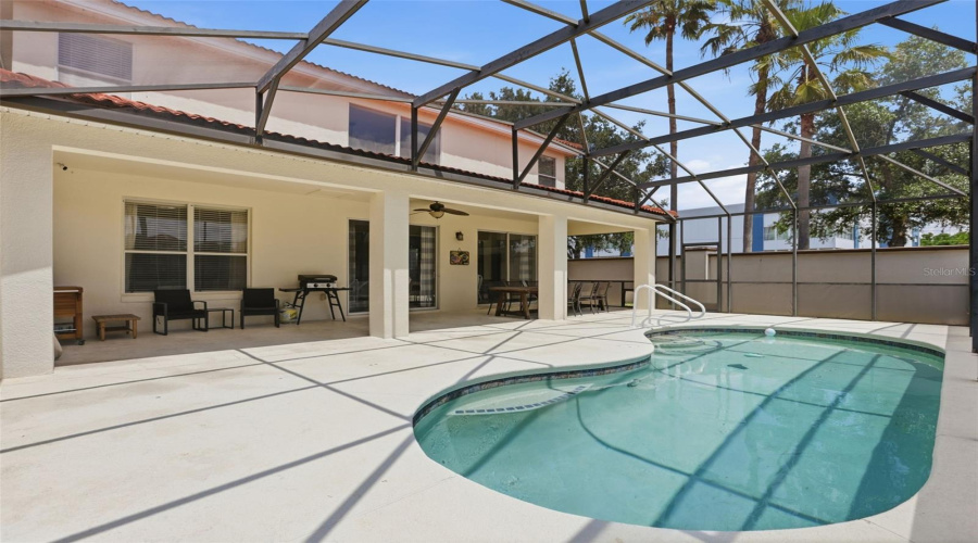 DAVENPORT, Florida 33837, 6 Bedrooms Bedrooms, ,4 BathroomsBathrooms,Residential,For Sale,RUBINO,0,MFRO6405247