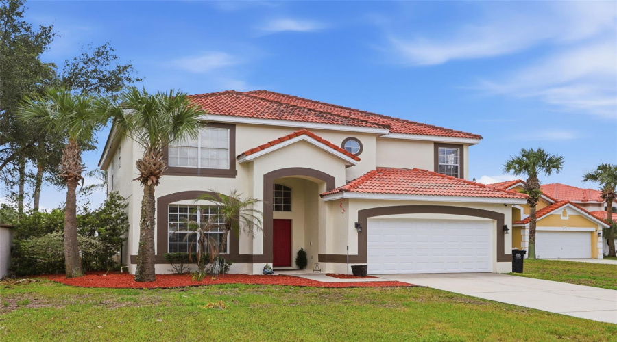 DAVENPORT, Florida 33837, 6 Bedrooms Bedrooms, ,4 BathroomsBathrooms,Residential,For Sale,RUBINO,0,MFRO6405247