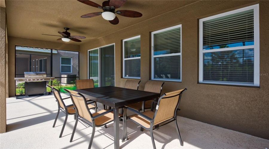DAVENPORT, Florida 33837, 6 Bedrooms Bedrooms, ,5 BathroomsBathrooms,Residential,For Sale,WILDWOOD,0,MFRS5149755