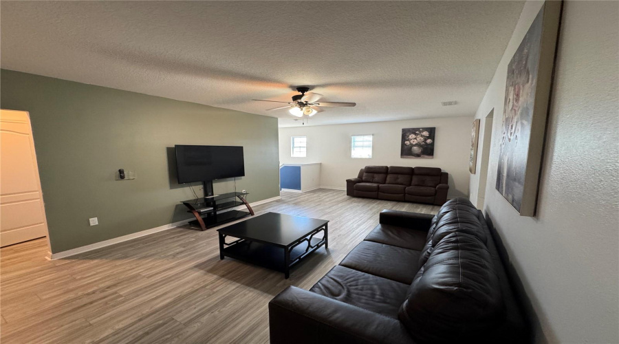 DAVENPORT, Florida 33837, 6 Bedrooms Bedrooms, ,5 BathroomsBathrooms,Residential,For Sale,WILDWOOD,0,MFRS5149755