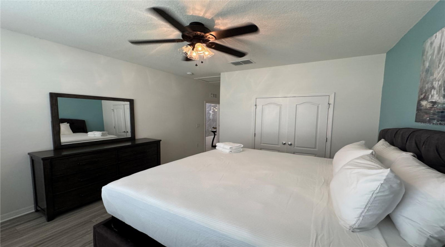 DAVENPORT, Florida 33837, 6 Bedrooms Bedrooms, ,5 BathroomsBathrooms,Residential,For Sale,WILDWOOD,0,MFRS5149755