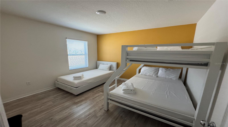 DAVENPORT, Florida 33837, 6 Bedrooms Bedrooms, ,5 BathroomsBathrooms,Residential,For Sale,WILDWOOD,0,MFRS5149755