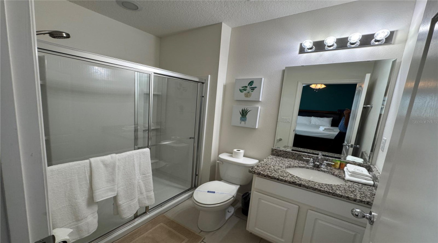 DAVENPORT, Florida 33837, 6 Bedrooms Bedrooms, ,5 BathroomsBathrooms,Residential,For Sale,WILDWOOD,0,MFRS5149755