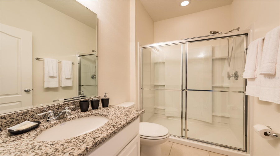 DAVENPORT, Florida 33837, 6 Bedrooms Bedrooms, ,5 BathroomsBathrooms,Residential,For Sale,WILDWOOD,0,MFRS5149755