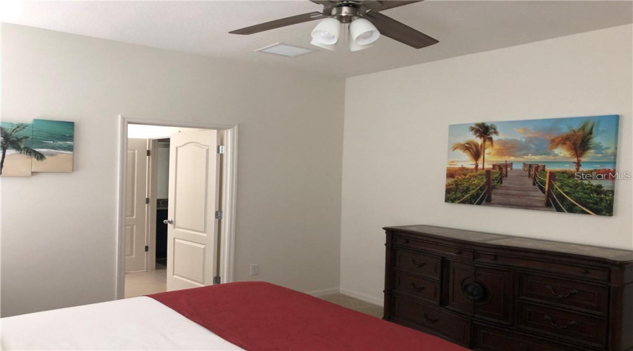 DAVENPORT, Florida 33837, 6 Bedrooms Bedrooms, ,5 BathroomsBathrooms,Residential,For Sale,OAKBOURNE,0,MFRS5149811
