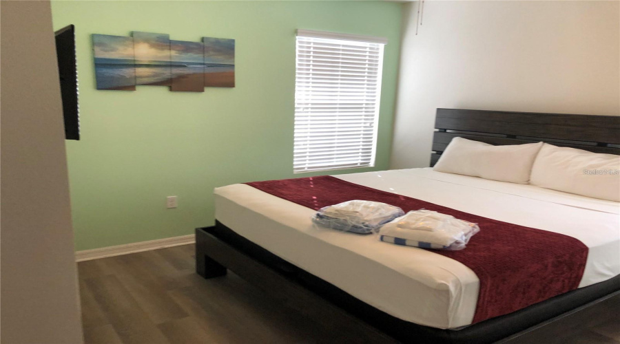 DAVENPORT, Florida 33837, 6 Bedrooms Bedrooms, ,5 BathroomsBathrooms,Residential,For Sale,OAKBOURNE,0,MFRS5149811