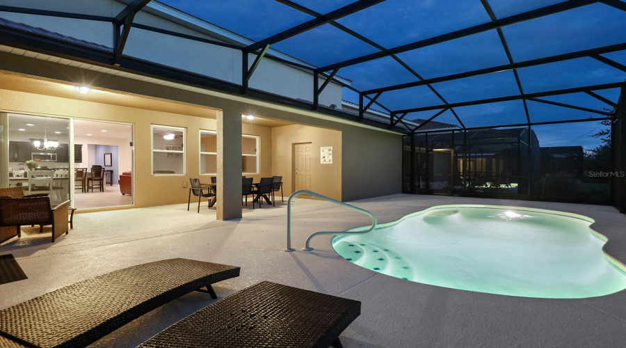 DAVENPORT, Florida 33837, 6 Bedrooms Bedrooms, ,5 BathroomsBathrooms,Residential,For Sale,OAKBOURNE,0,MFRS5149811