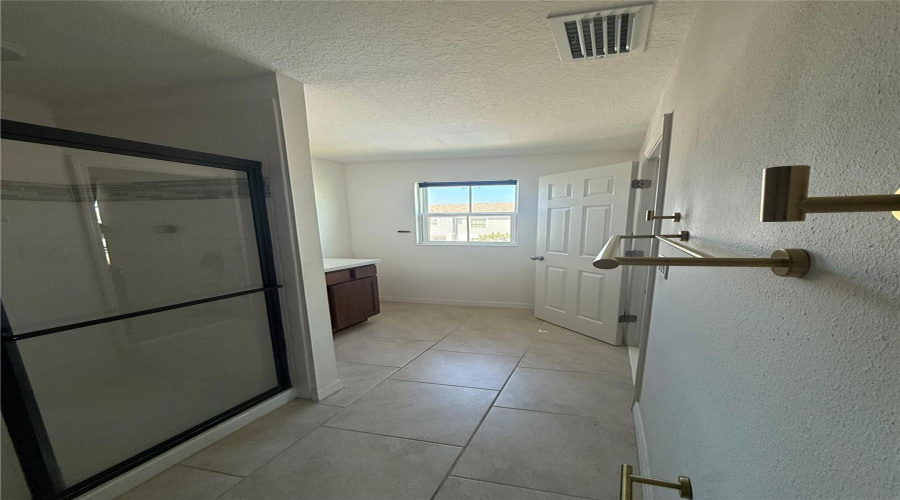DAVENPORT, Florida 33837, 3 Bedrooms Bedrooms, ,2 BathroomsBathrooms,Residential,For Sale,SAND TORCH,0,MFRS5149884