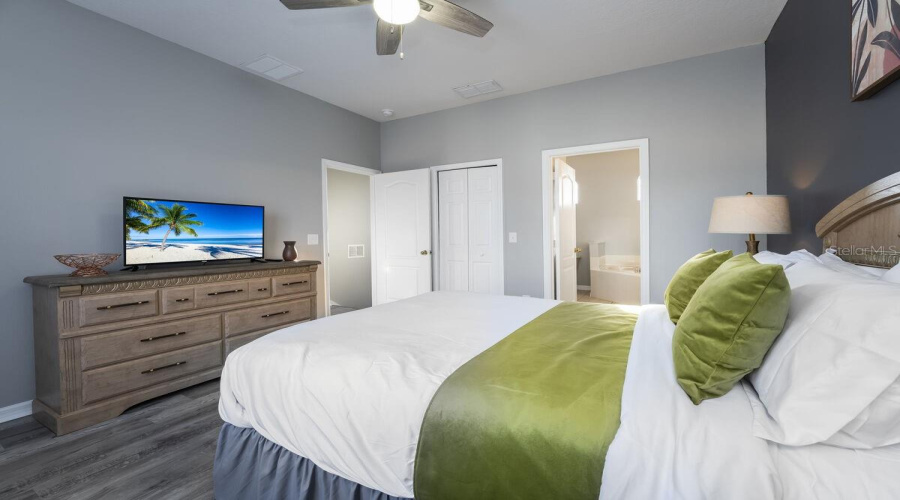DAVENPORT, Florida 33897, 4 Bedrooms Bedrooms, ,3 BathroomsBathrooms,Residential,For Sale,BRUNELLO,0,MFRS5137556