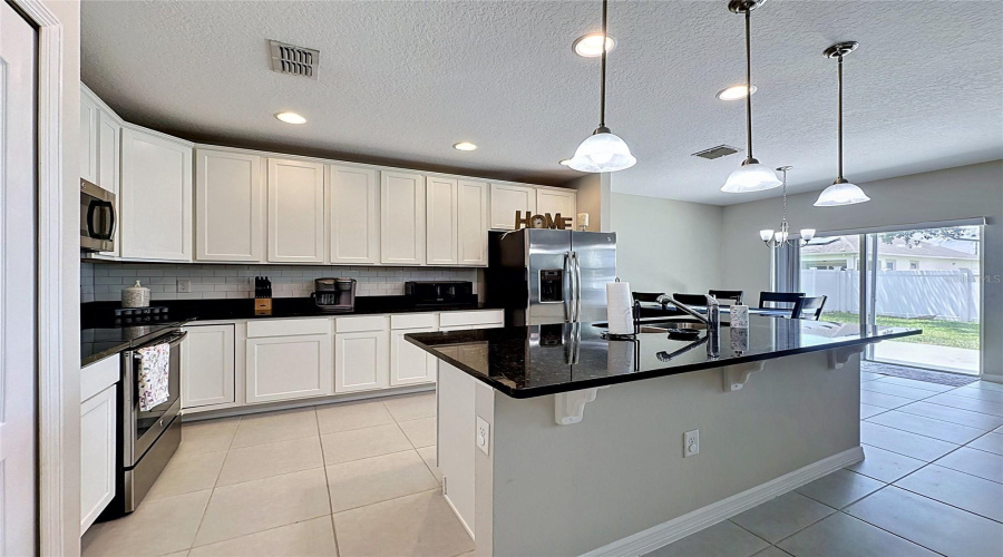 DAVENPORT, Florida 33837, 4 Bedrooms Bedrooms, ,2 BathroomsBathrooms,Residential,For Sale,CAMBRIA GROVE,0,MFRS5149851