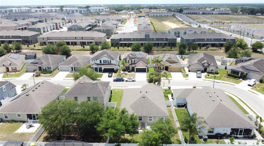 DAVENPORT, Florida 33837, 4 Bedrooms Bedrooms, ,2 BathroomsBathrooms,Residential,For Sale,CAMBRIA GROVE,0,MFRS5149851