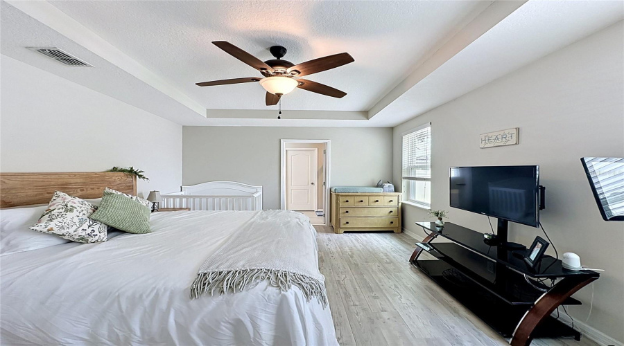 DAVENPORT, Florida 33837, 4 Bedrooms Bedrooms, ,2 BathroomsBathrooms,Residential,For Sale,CAMBRIA GROVE,0,MFRS5149851
