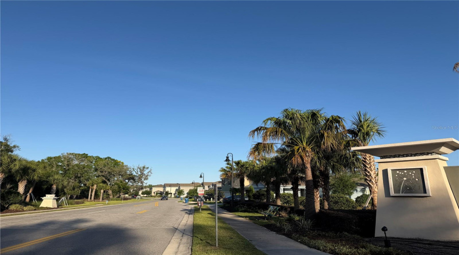 DAVENPORT, Florida 33837, 3 Bedrooms Bedrooms, ,2 BathroomsBathrooms,Residential,For Sale,GOOSE,0,MFRS5149838