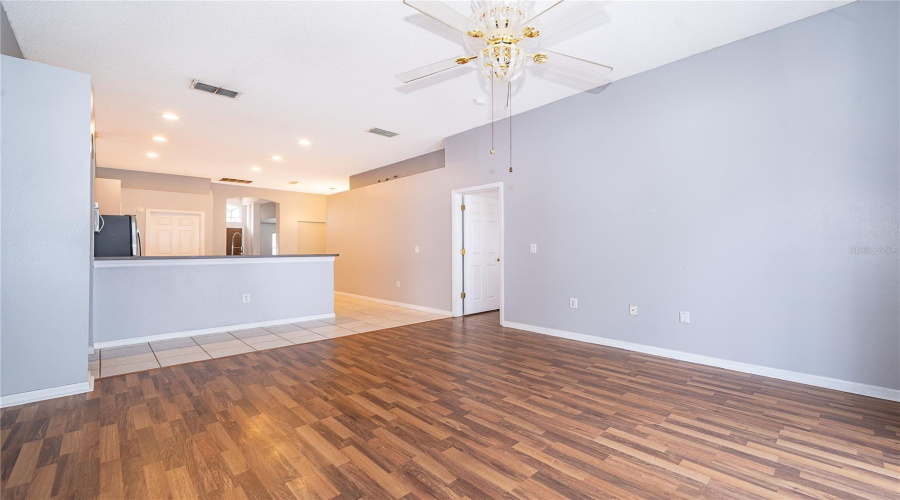 DAVENPORT, Florida 33897, 3 Bedrooms Bedrooms, ,2 BathroomsBathrooms,Residential,For Sale,ATWELL,0,MFRO6407319