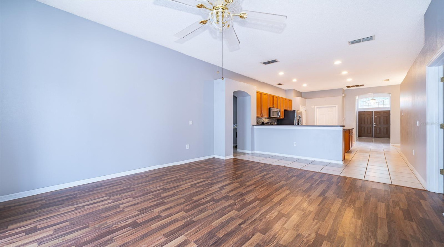 DAVENPORT, Florida 33897, 3 Bedrooms Bedrooms, ,2 BathroomsBathrooms,Residential,For Sale,ATWELL,0,MFRO6407319
