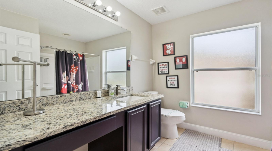 KISSIMMEE, Florida 34747, 5 Bedrooms Bedrooms, ,3 BathroomsBathrooms,Residential,For Sale,LA ISLA,0,MFRS5149891