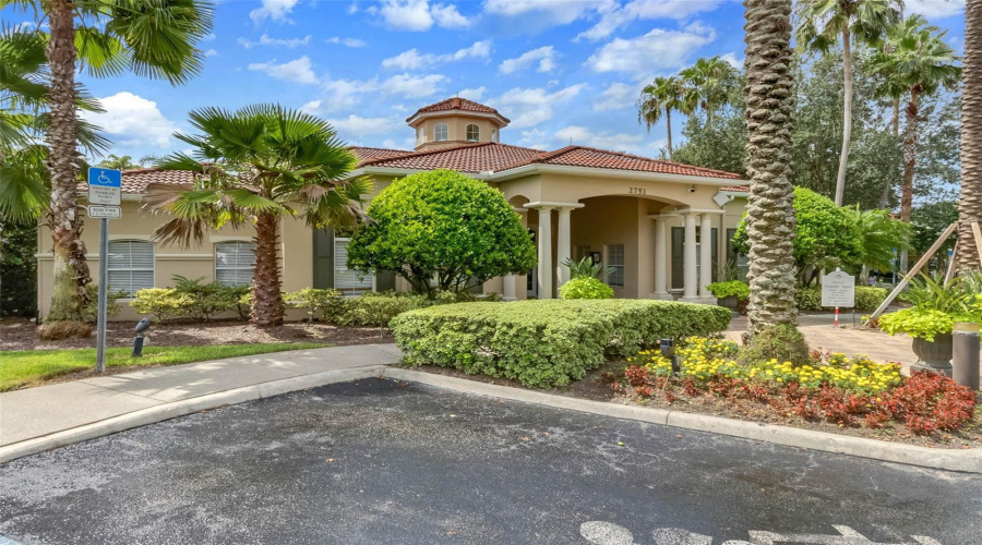KISSIMMEE, Florida 34747, 5 Bedrooms Bedrooms, ,3 BathroomsBathrooms,Residential,For Sale,LA ISLA,0,MFRS5149891