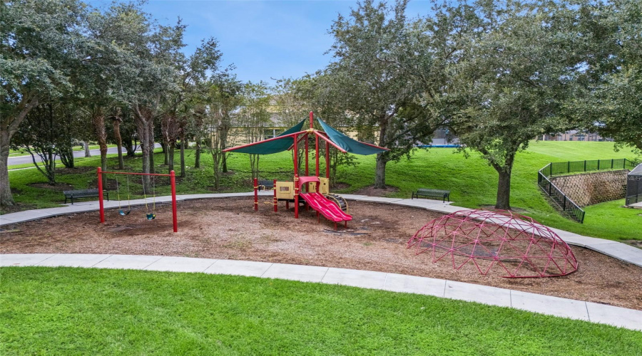 KISSIMMEE, Florida 34747, 5 Bedrooms Bedrooms, ,3 BathroomsBathrooms,Residential,For Sale,LA ISLA,0,MFRS5149891