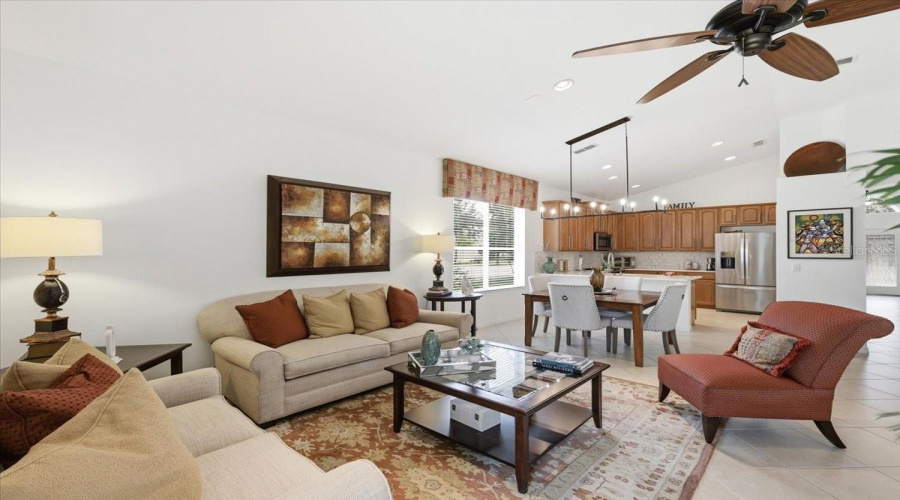 ORLANDO, Florida 32836, 4 Bedrooms Bedrooms, ,3 BathroomsBathrooms,Residential,For Sale,EDENSHIRE,0,MFRO6403620