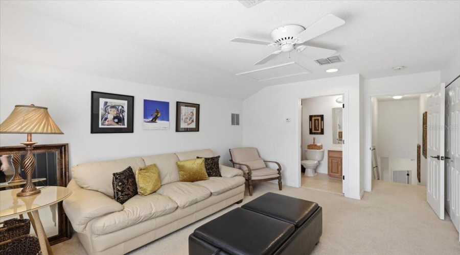 ORLANDO, Florida 32836, 4 Bedrooms Bedrooms, ,3 BathroomsBathrooms,Residential,For Sale,EDENSHIRE,0,MFRO6403620