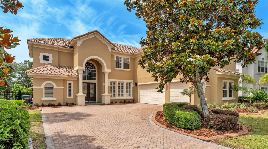 DAVENPORT, Florida 33837, 6 Bedrooms Bedrooms, ,5 BathroomsBathrooms,Residential,For Sale,CHELSEA,0,MFRL4961827