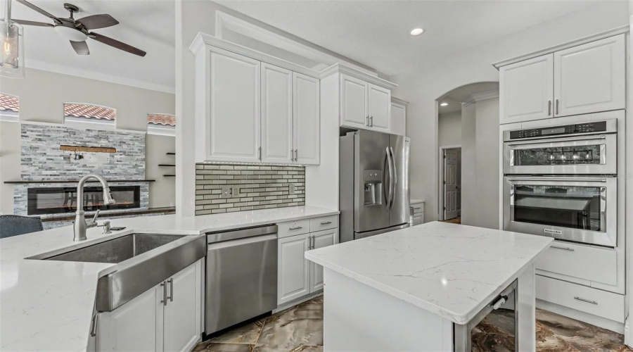 DAVENPORT, Florida 33837, 6 Bedrooms Bedrooms, ,5 BathroomsBathrooms,Residential,For Sale,CHELSEA,0,MFRL4961827