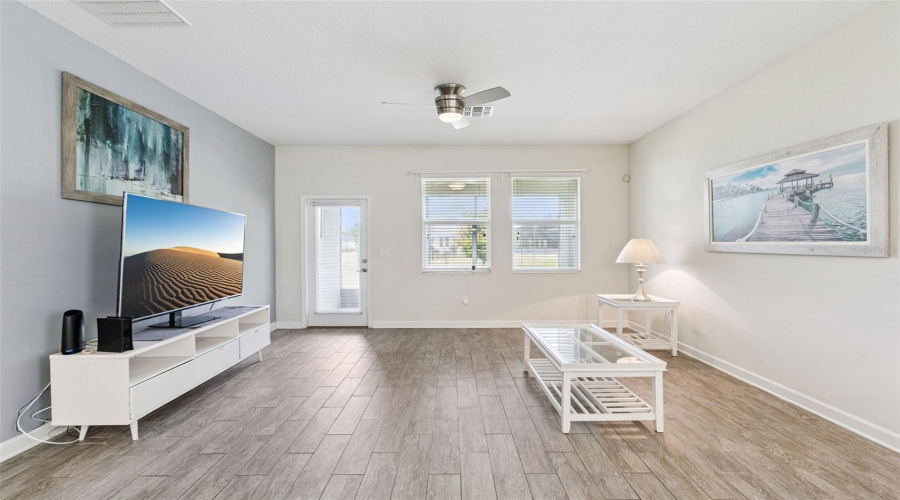 KISSIMMEE, Florida 34746, 5 Bedrooms Bedrooms, ,3 BathroomsBathrooms,Residential,For Sale,SEQUEL,0,MFRO6407510