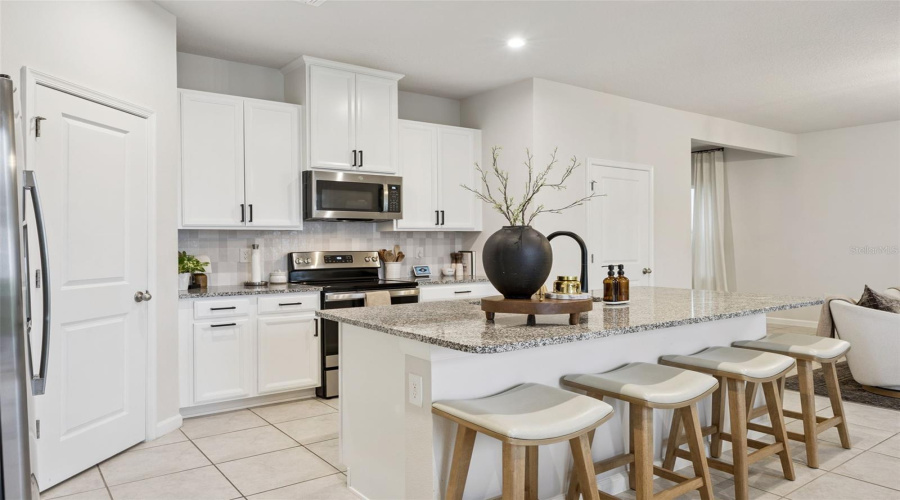 DAVENPORT, Florida 33837, 3 Bedrooms Bedrooms, ,2 BathroomsBathrooms,Residential,For Sale,EUCALYPTUS,0,MFRS5148994