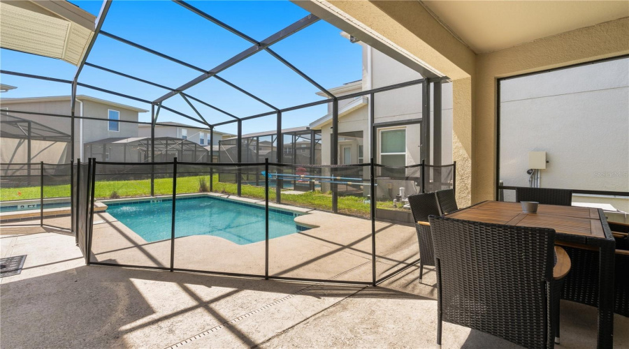 Kissimmee, Florida 34746, 5 Bedrooms Bedrooms, ,5 Bathroomsbathrooms,Residential,For Sale,Paragraph,0,Mfrs5149962