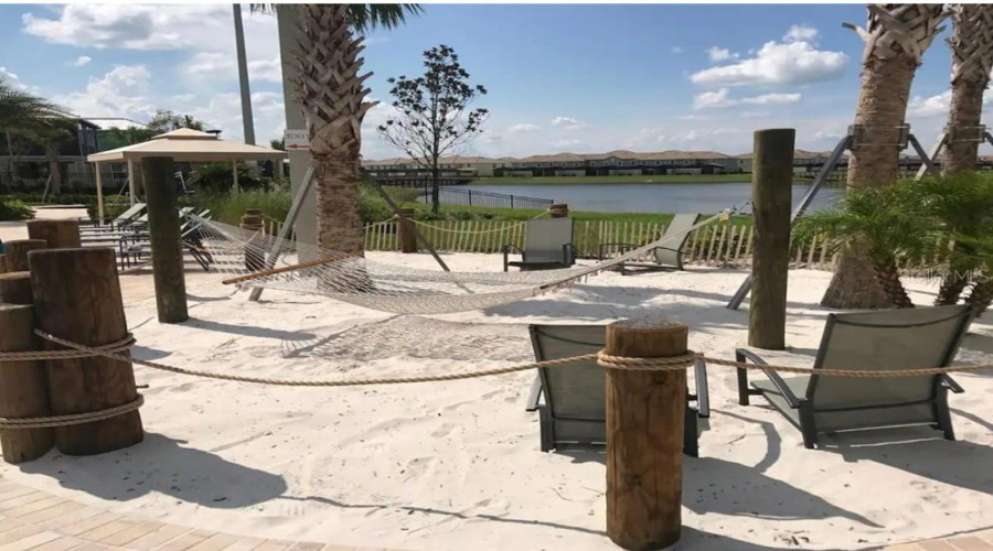 Kissimmee, Florida 34746, 5 Bedrooms Bedrooms, ,5 Bathroomsbathrooms,Residential,For Sale,Paragraph,0,Mfrs5149962