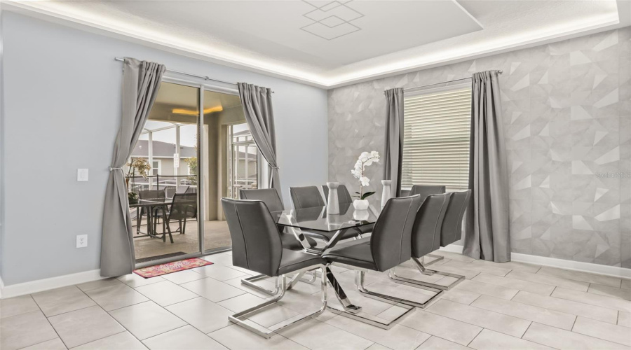 DAVENPORT, Florida 33896, 6 Bedrooms Bedrooms, ,5 BathroomsBathrooms,Residential,For Sale,SOMMERSET HILLS,0,MFRO6407876