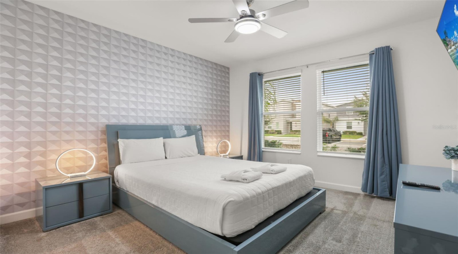 DAVENPORT, Florida 33896, 6 Bedrooms Bedrooms, ,5 BathroomsBathrooms,Residential,For Sale,SOMMERSET HILLS,0,MFRO6407876