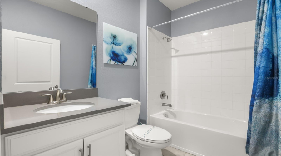 DAVENPORT, Florida 33896, 6 Bedrooms Bedrooms, ,5 BathroomsBathrooms,Residential,For Sale,SOMMERSET HILLS,0,MFRO6407876
