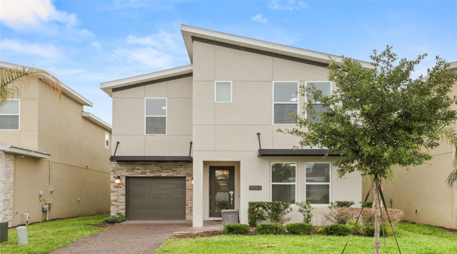 DAVENPORT, Florida 33896, 6 Bedrooms Bedrooms, ,5 BathroomsBathrooms,Residential,For Sale,SOMMERSET HILLS,0,MFRO6407876