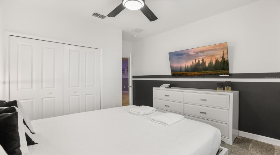 DAVENPORT, Florida 33896, 6 Bedrooms Bedrooms, ,5 BathroomsBathrooms,Residential,For Sale,SOMMERSET HILLS,0,MFRO6407876