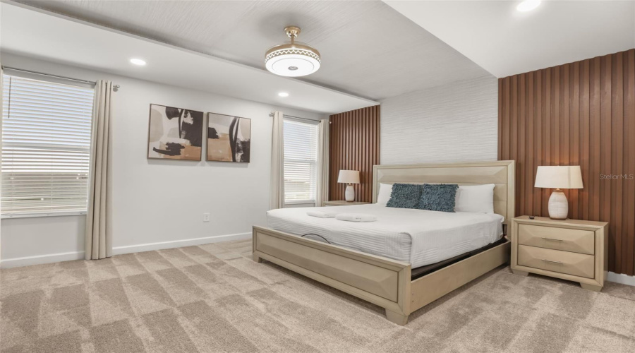 DAVENPORT, Florida 33896, 6 Bedrooms Bedrooms, ,5 BathroomsBathrooms,Residential,For Sale,SOMMERSET HILLS,0,MFRO6407876