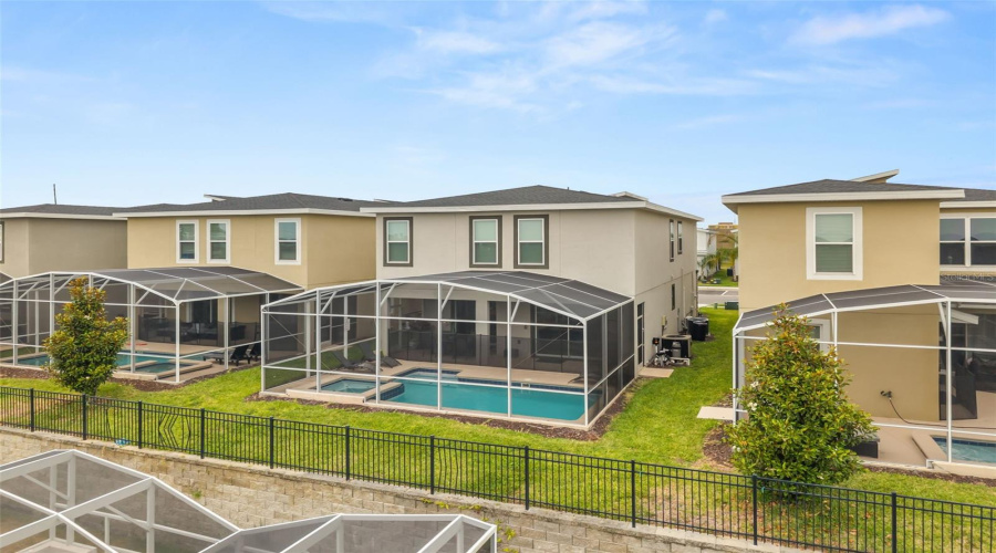 DAVENPORT, Florida 33896, 6 Bedrooms Bedrooms, ,5 BathroomsBathrooms,Residential,For Sale,SOMMERSET HILLS,0,MFRO6407876
