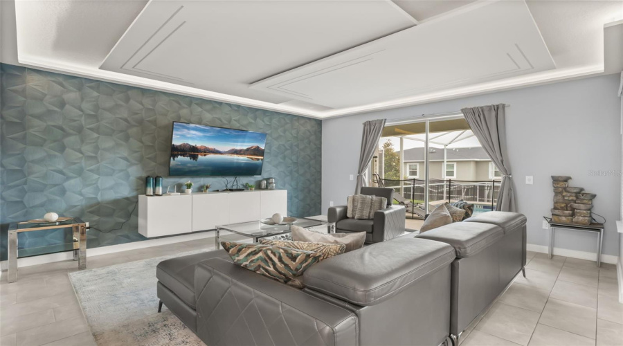 DAVENPORT, Florida 33896, 6 Bedrooms Bedrooms, ,5 BathroomsBathrooms,Residential,For Sale,SOMMERSET HILLS,0,MFRO6407876