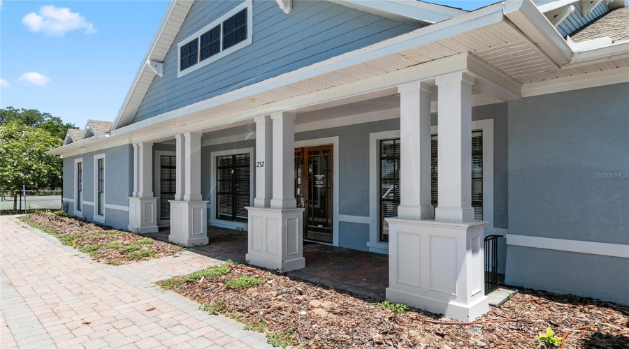 DAVENPORT, Florida 33837, 6 Bedrooms Bedrooms, ,4 BathroomsBathrooms,Residential,For Sale,LAKE DAVENPORT,0,MFRO6408138